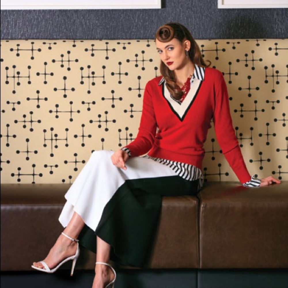 Veronica Beard Barrett Red V-Neck Cashmere Sweater